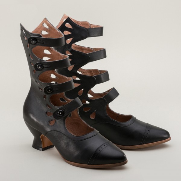 Medieval Style Women Shoes Hig - Pipe Bending Spring ulasan dan harga